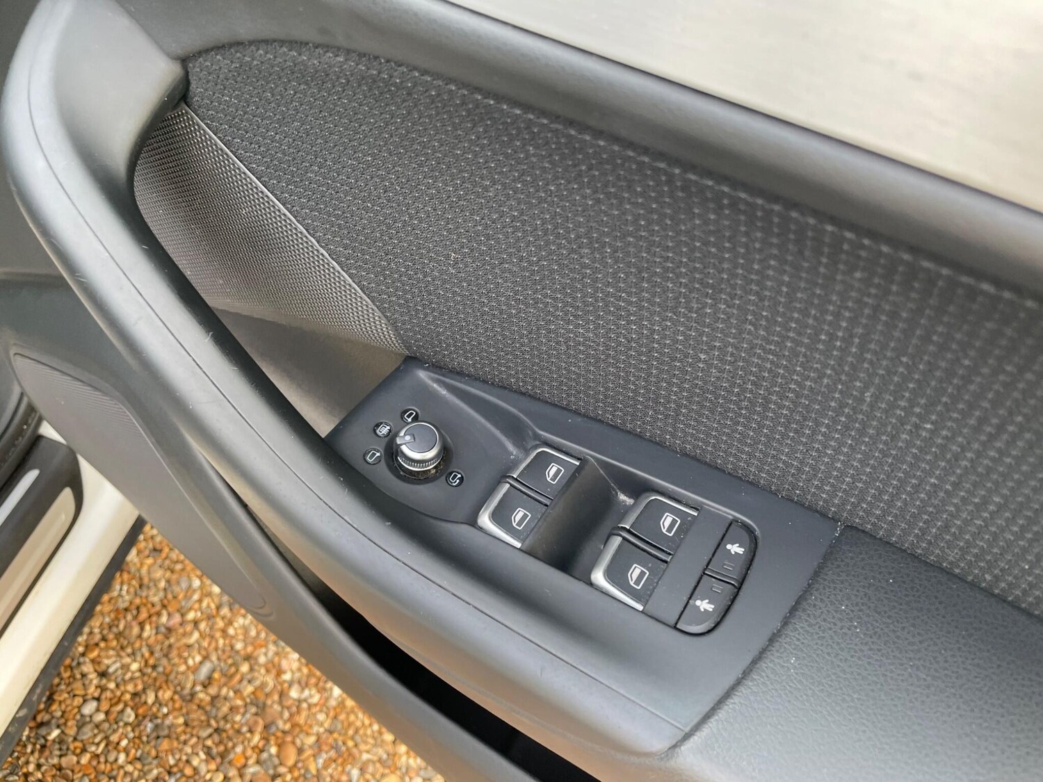 Used Audi Q3 2017 for sale - 77501836: Photo 10