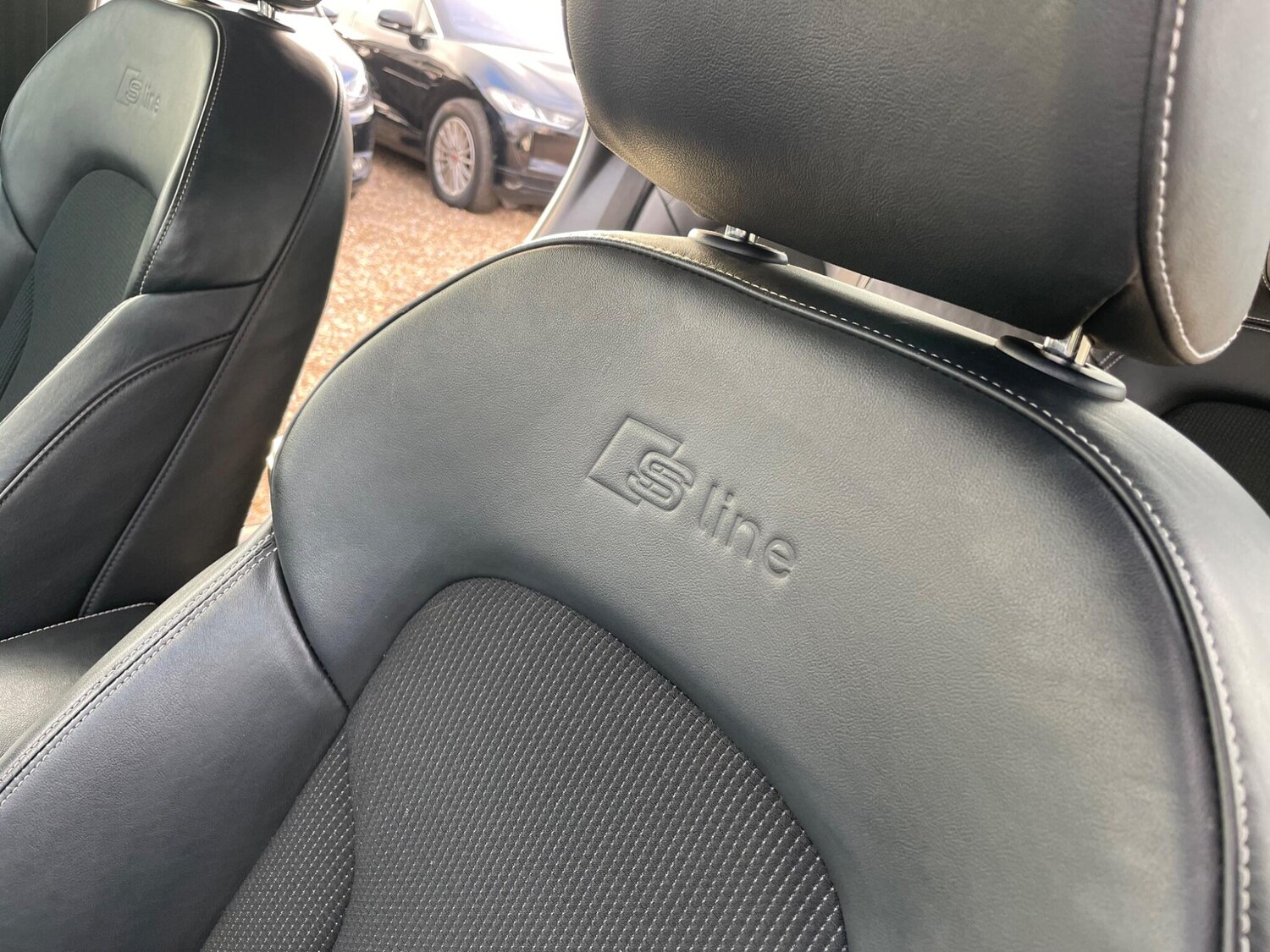 Used Audi Q3 2017 for sale - 77501836: Photo 32