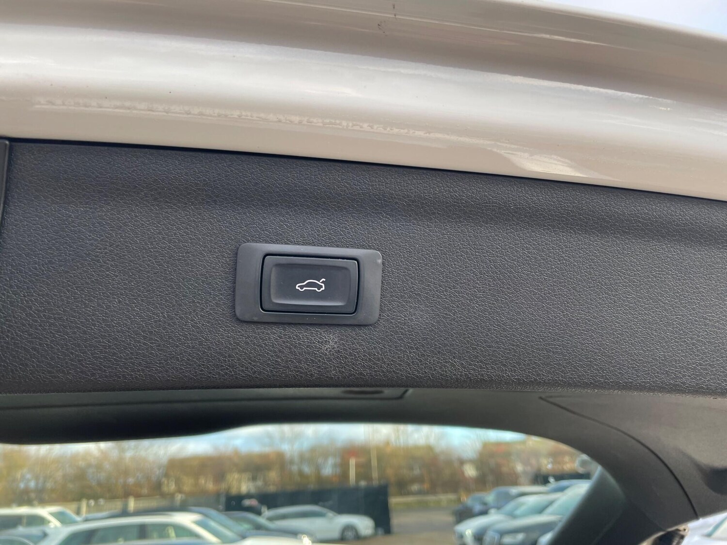 Used Audi Q3 2017 for sale - 77501836: Photo 46