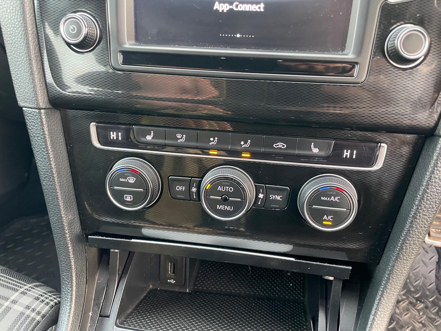 Used Volkswagen Golf for sale - 77501791: Photo 16