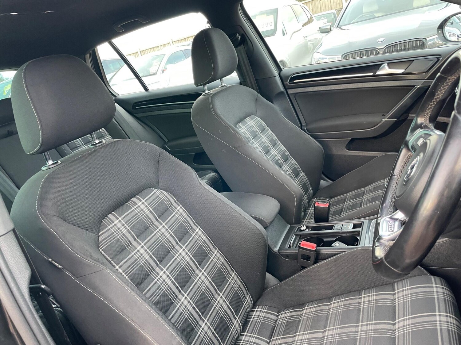 Used Volkswagen Golf for sale - 77501791: Photo 24