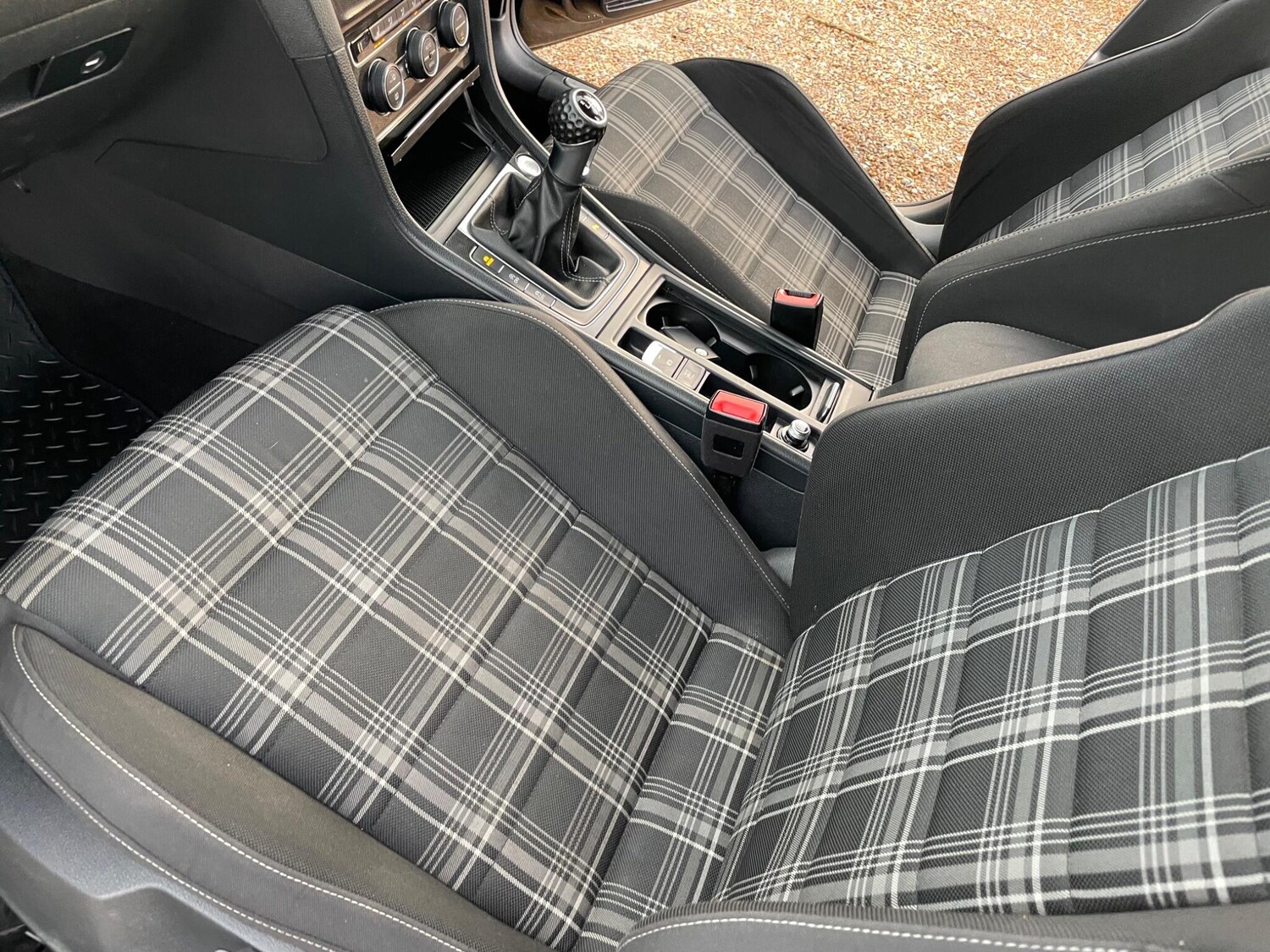 Used Volkswagen Golf for sale - 77501791: Photo 28