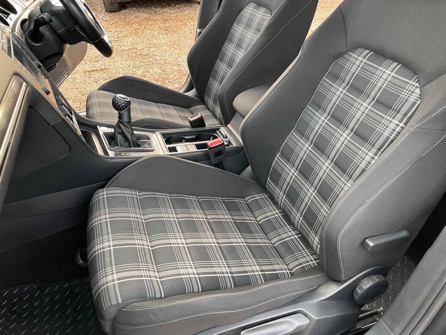 Used Volkswagen Golf for sale - 77501791: Photo 29