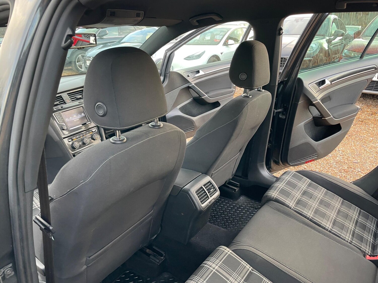 Used Volkswagen Golf for sale - 77501791: Photo 35