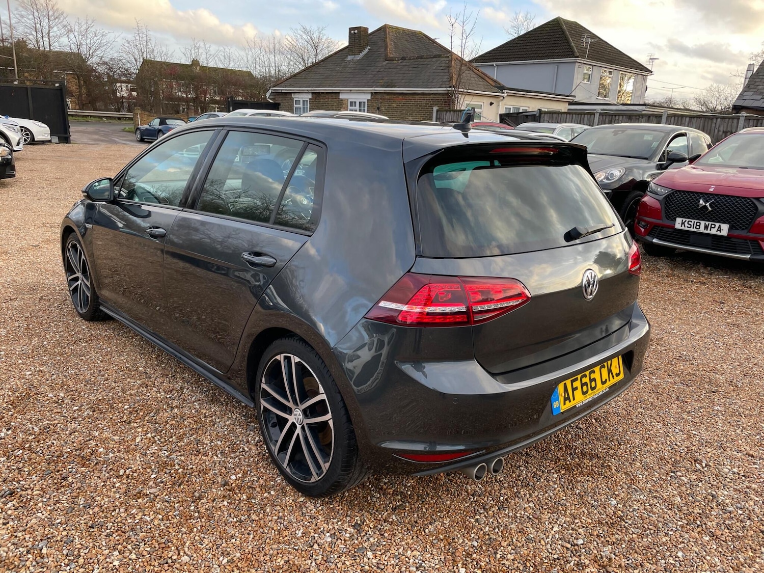 Used Volkswagen Golf for sale - 77501791: Photo 5