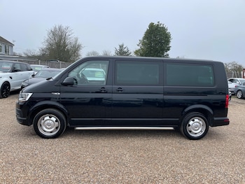 Used Volkswagen Transporter Shuttle 2016 for sale - 77738732: Photo