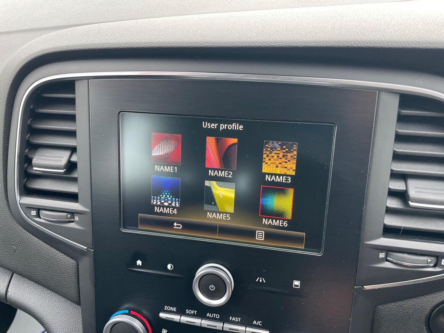 Used Renault Megane 2017 for sale - 78058845: Photo 16