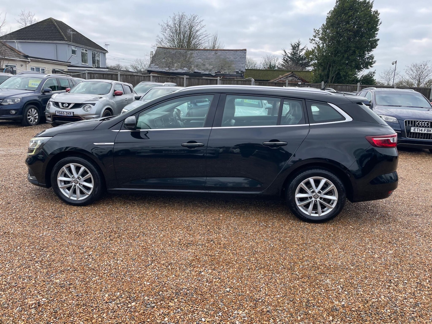 Used Renault Megane 2017 for sale - 78058845: Photo 4