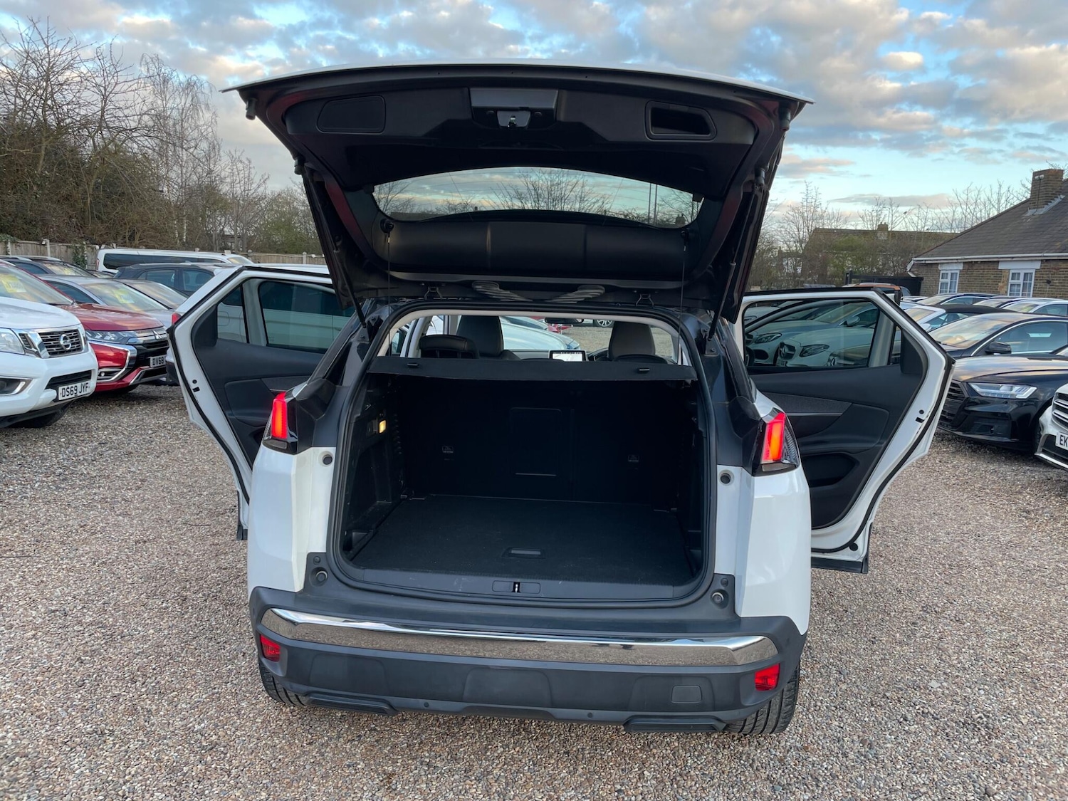 Used Peugeot 3008 for sale - 77705264: Photo 44