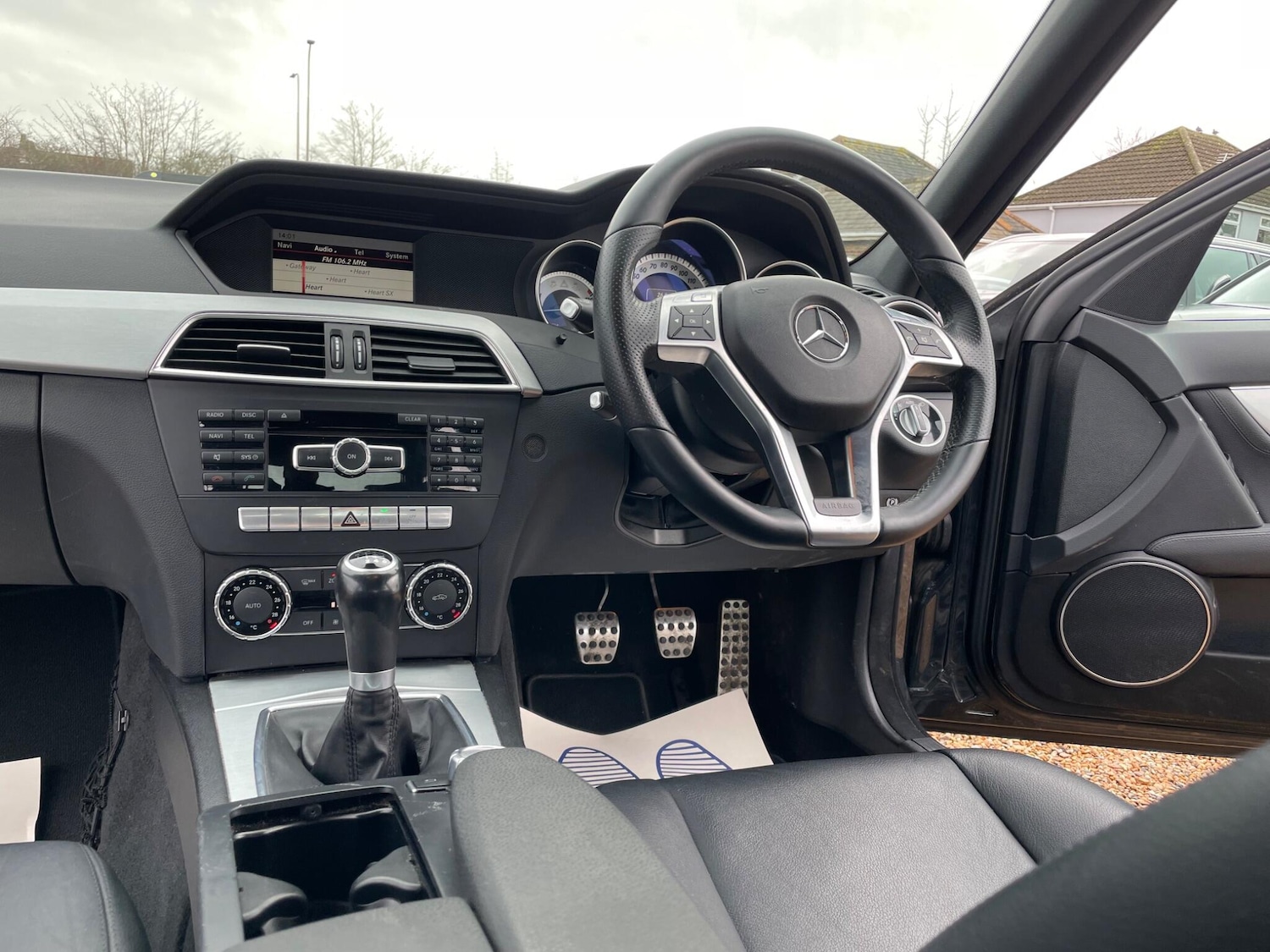 Used Mercedes-Benz C Class 2014 for sale - 77501846: Photo 33