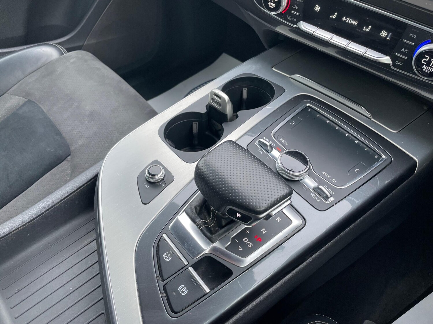 Used Audi Q7 2018 for sale - 77882823: Photo 23