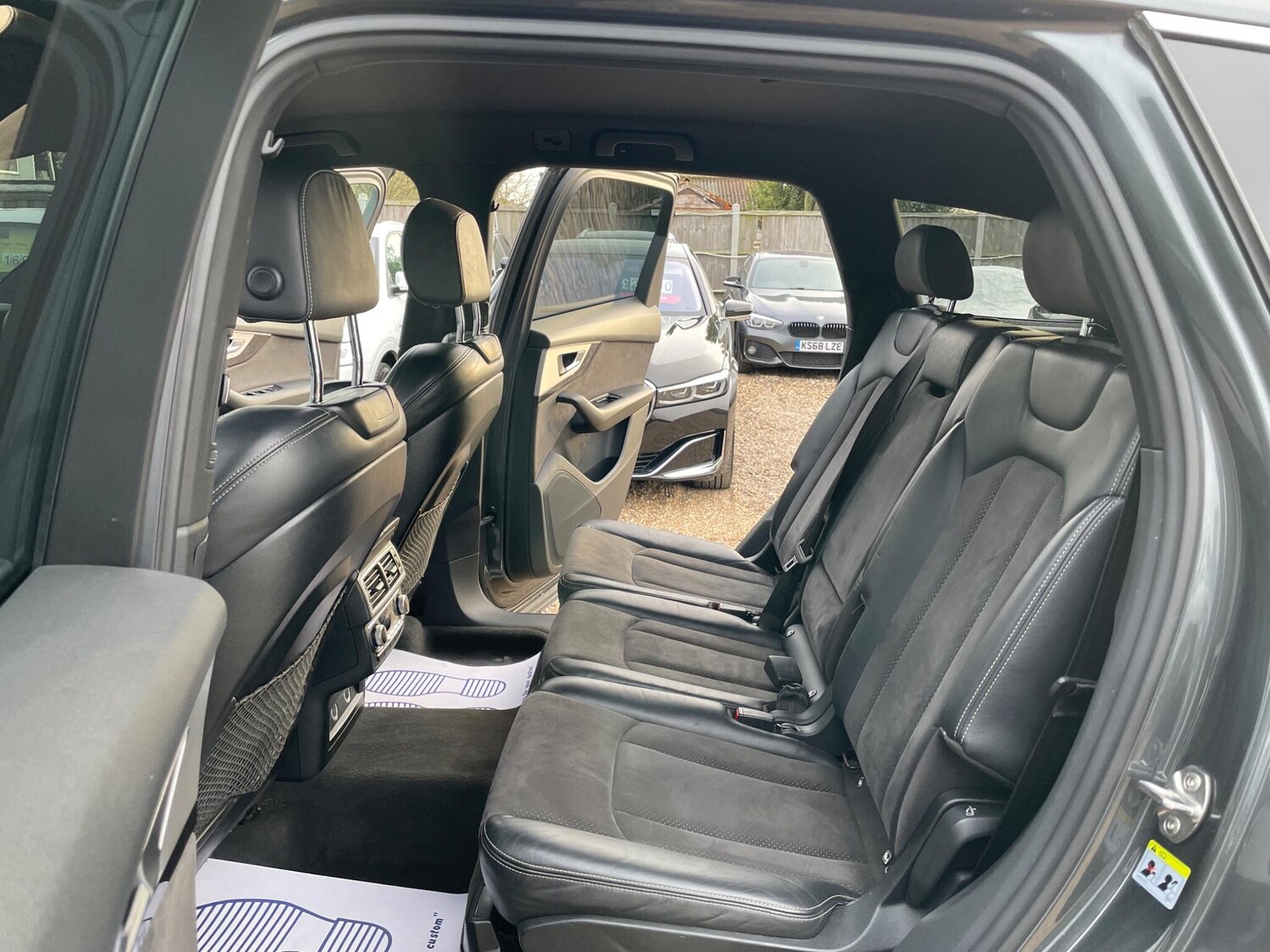 Used Audi Q7 2018 for sale - 77882823: Photo 40