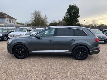 Used Audi Q7 2018 for sale - 77882823: Photo