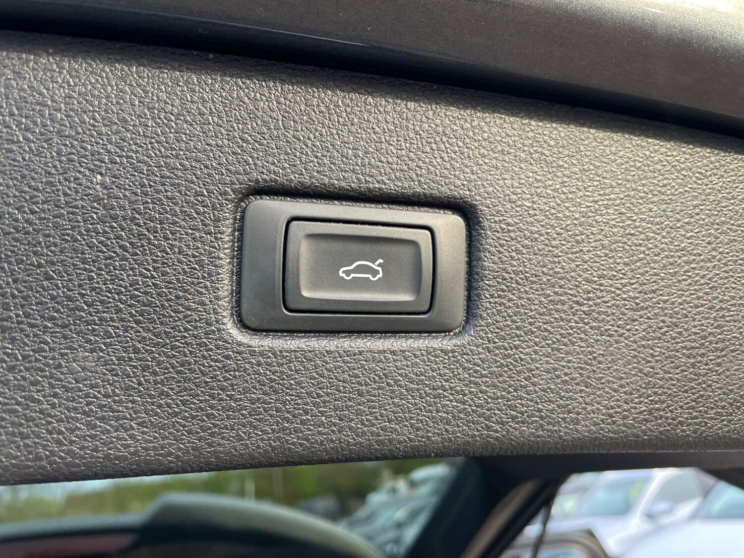 Used Audi Q7 2018 for sale - 77882823: Photo 53