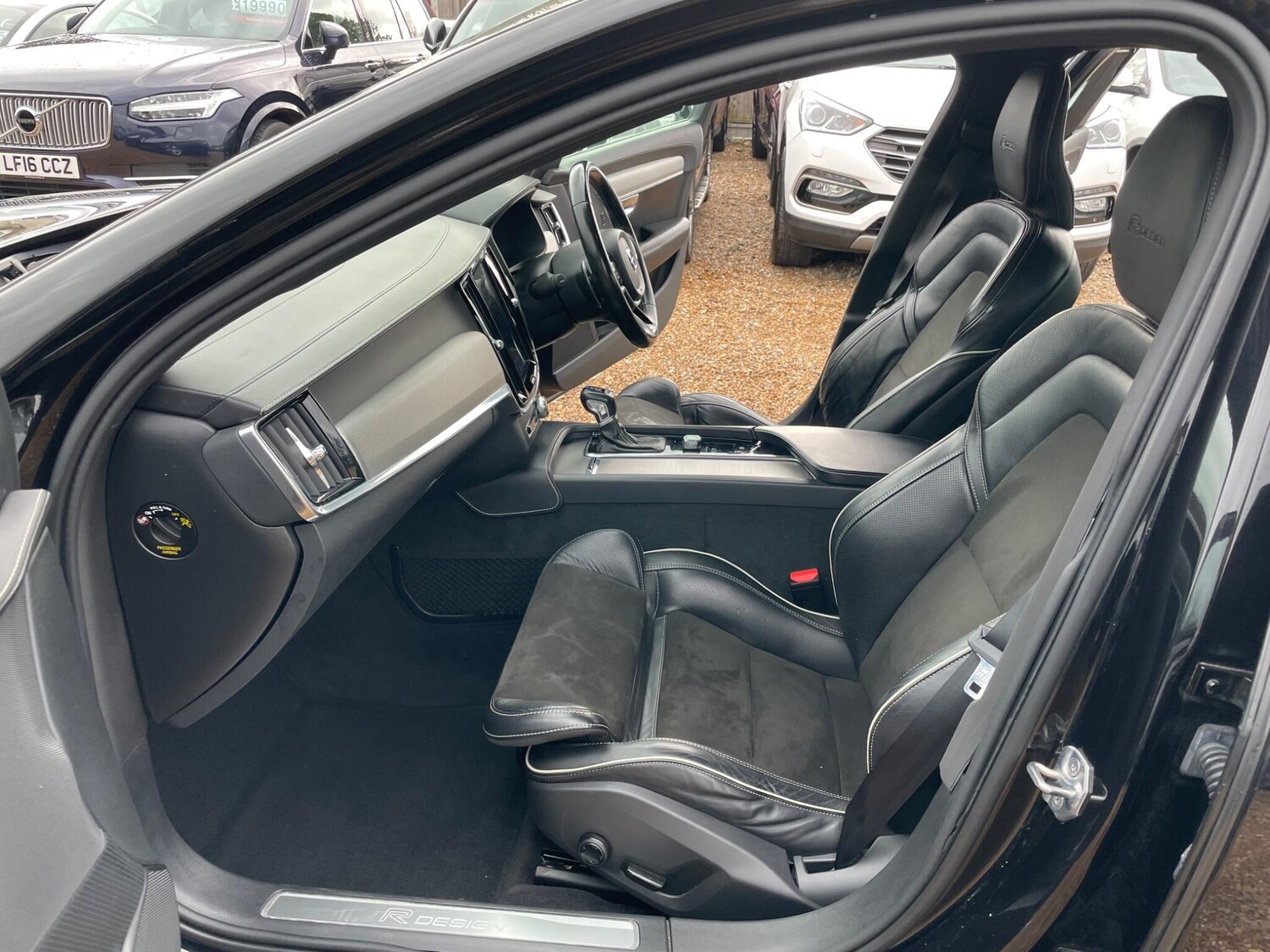 Used Volvo S90 2018 for sale - 77501841: Photo 23