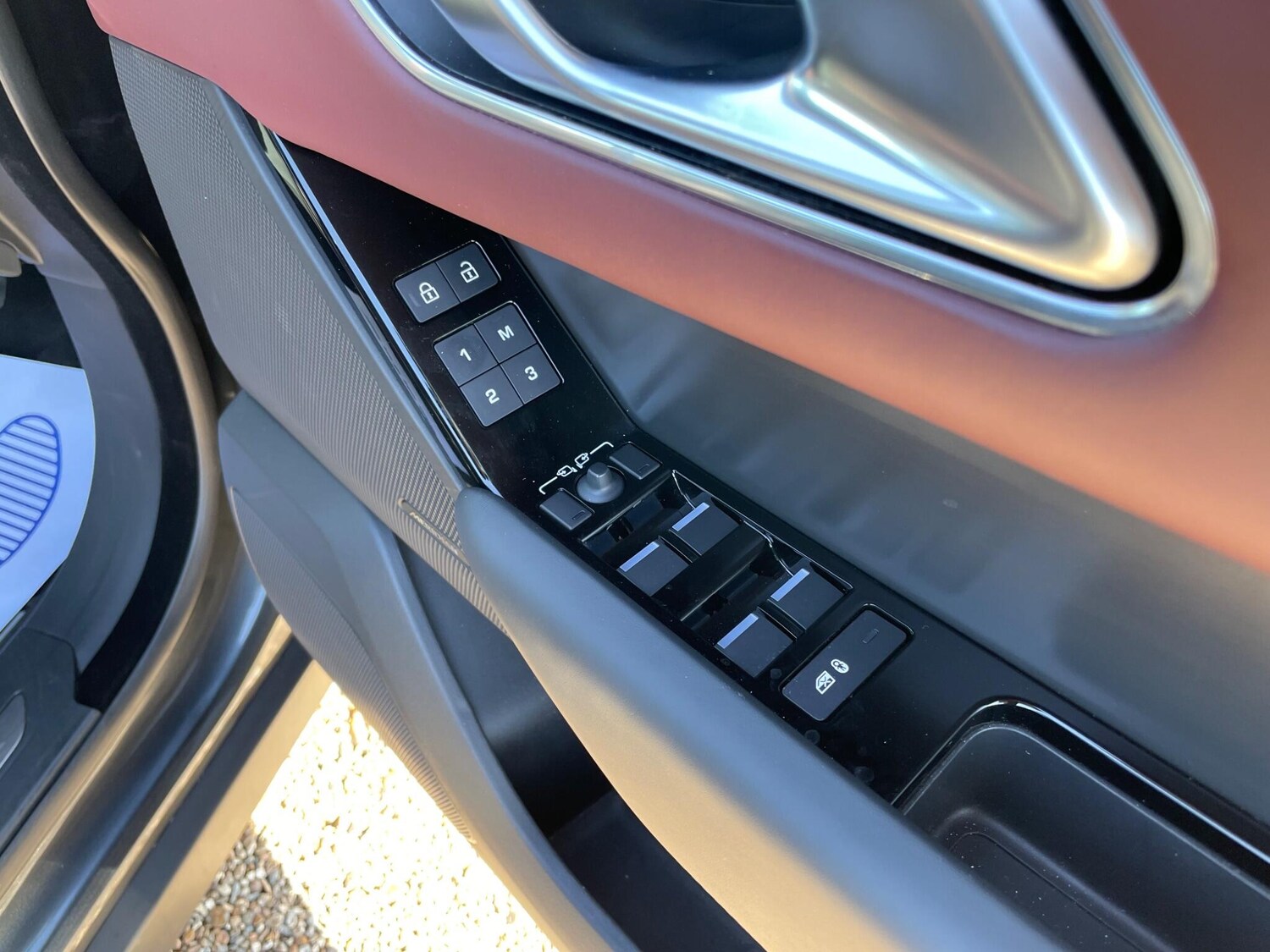 Used Land Rover Range Rover Velar 2023 for sale - 77724147: Photo 11