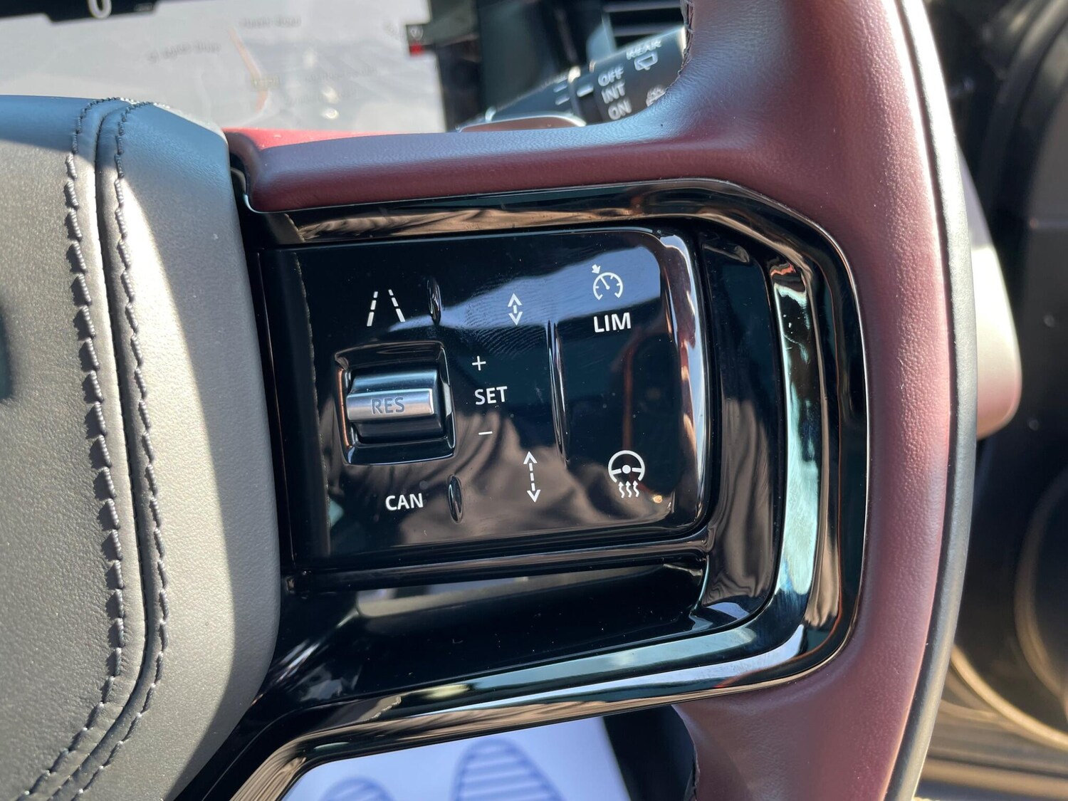 Used Land Rover Range Rover Velar 2023 for sale - 77724147: Photo 17