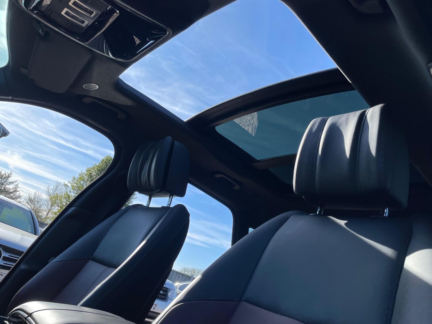 Used Land Rover Range Rover Velar 2023 for sale - 77724147: Photo 40