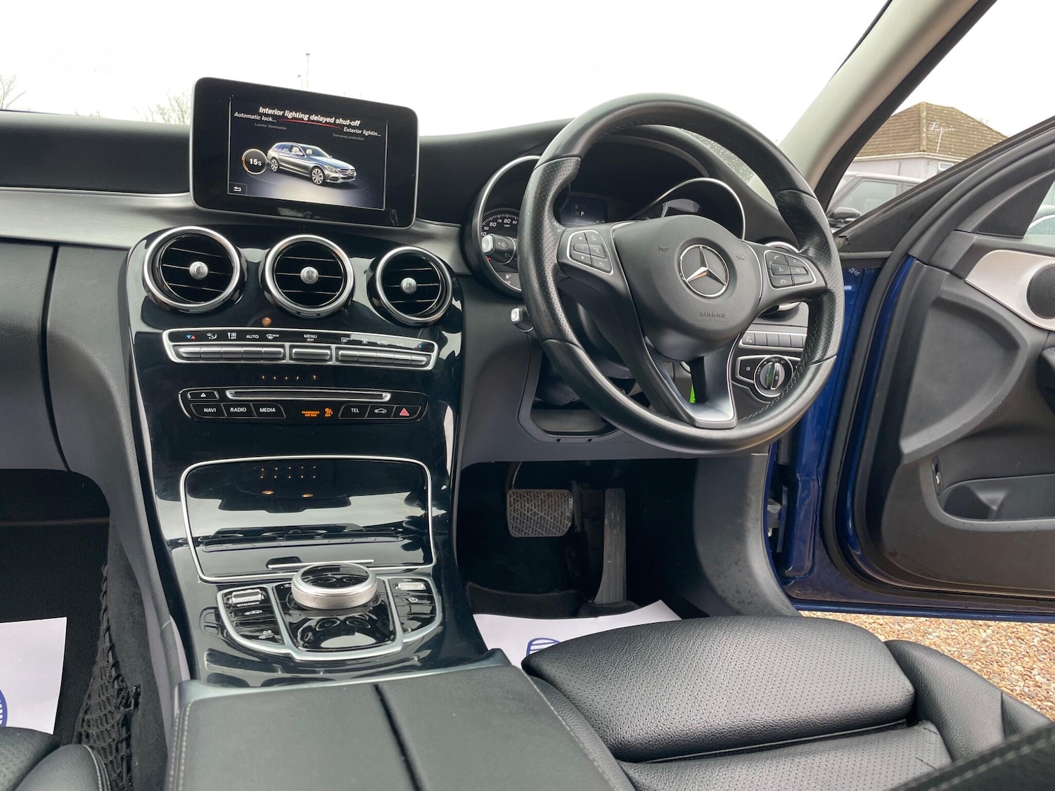 Used Mercedes-Benz C Class 2017 for sale - 77671271: Photo 34