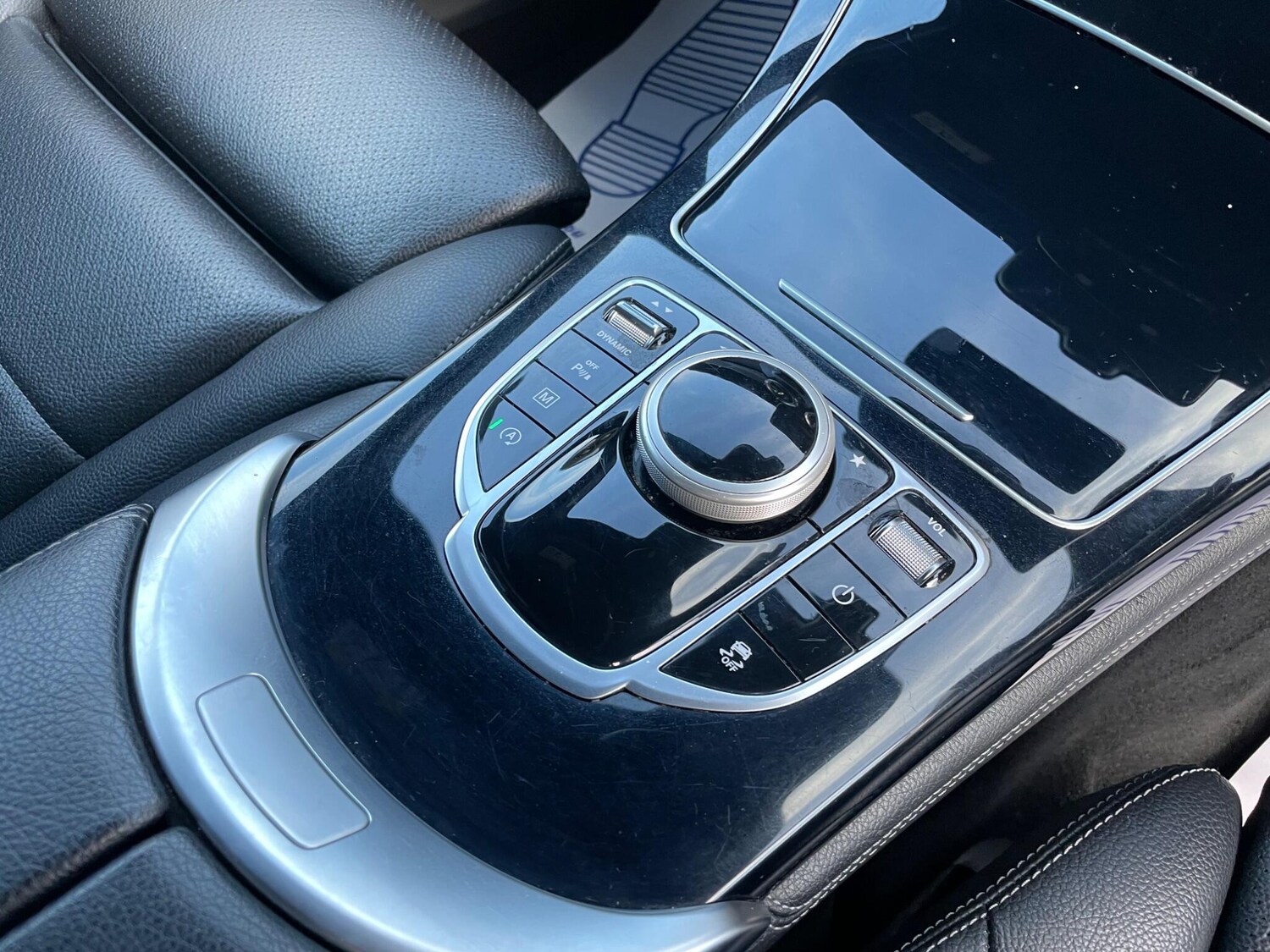 Used Mercedes-Benz GLC 2018 for sale - 77501809: Photo 19