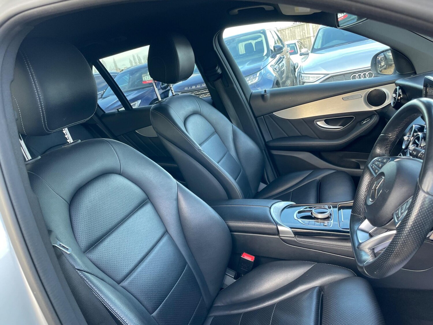 Used Mercedes-Benz GLC 2018 for sale - 77501809: Photo 25