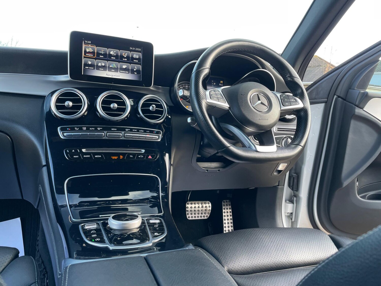 Used Mercedes-Benz GLC 2018 for sale - 77501809: Photo 35