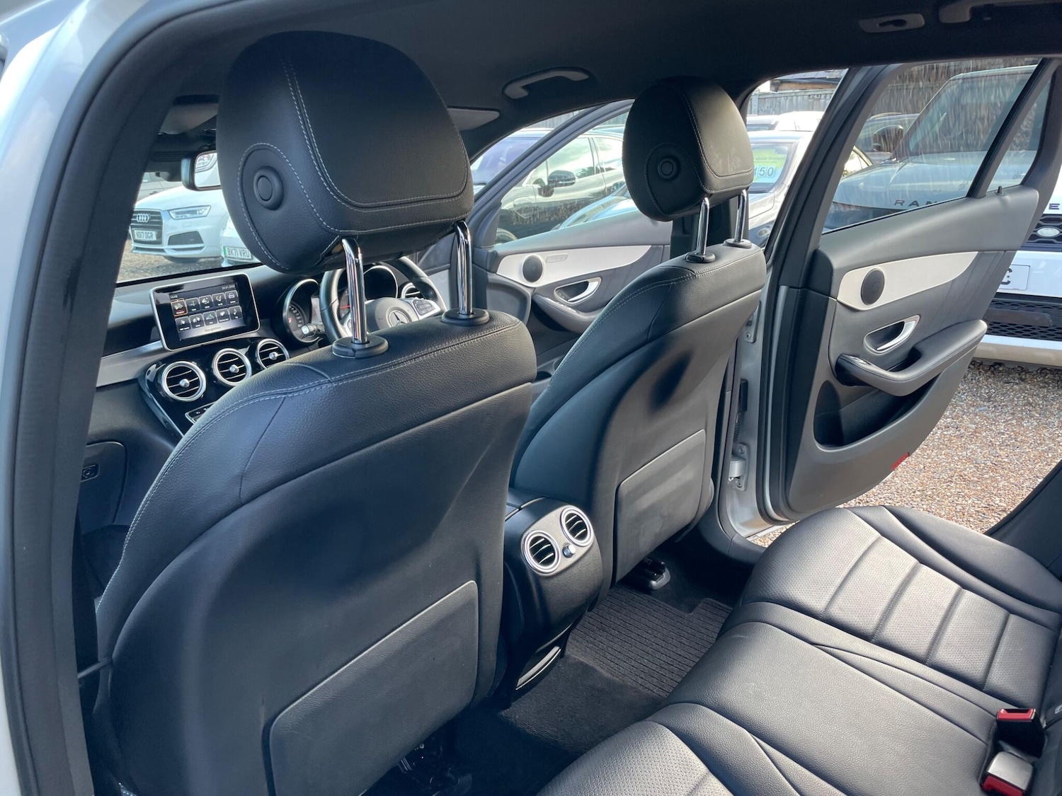 Used Mercedes-Benz GLC 2018 for sale - 77501809: Photo 38