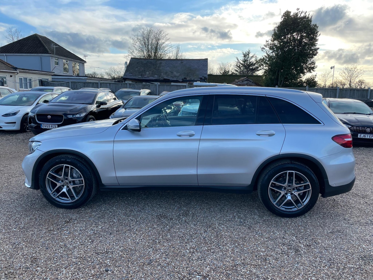 Used Mercedes-Benz GLC 2018 for sale - 77501809: Photo 4