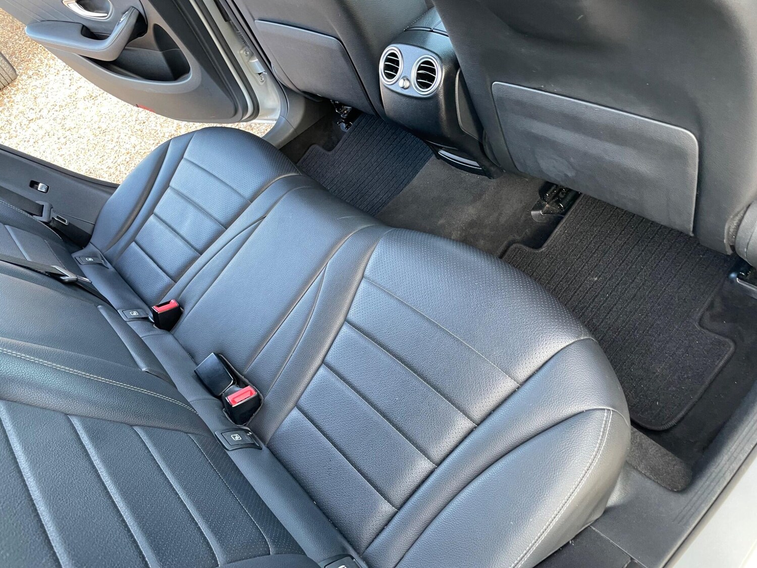 Used Mercedes-Benz GLC 2018 for sale - 77501809: Photo 44