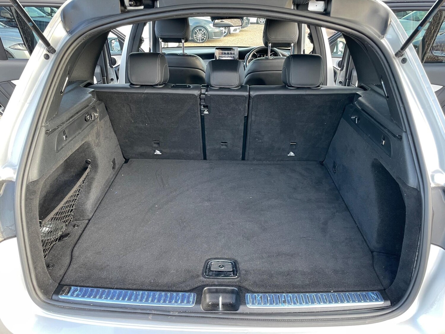 Used Mercedes-Benz GLC 2018 for sale - 77501809: Photo 46