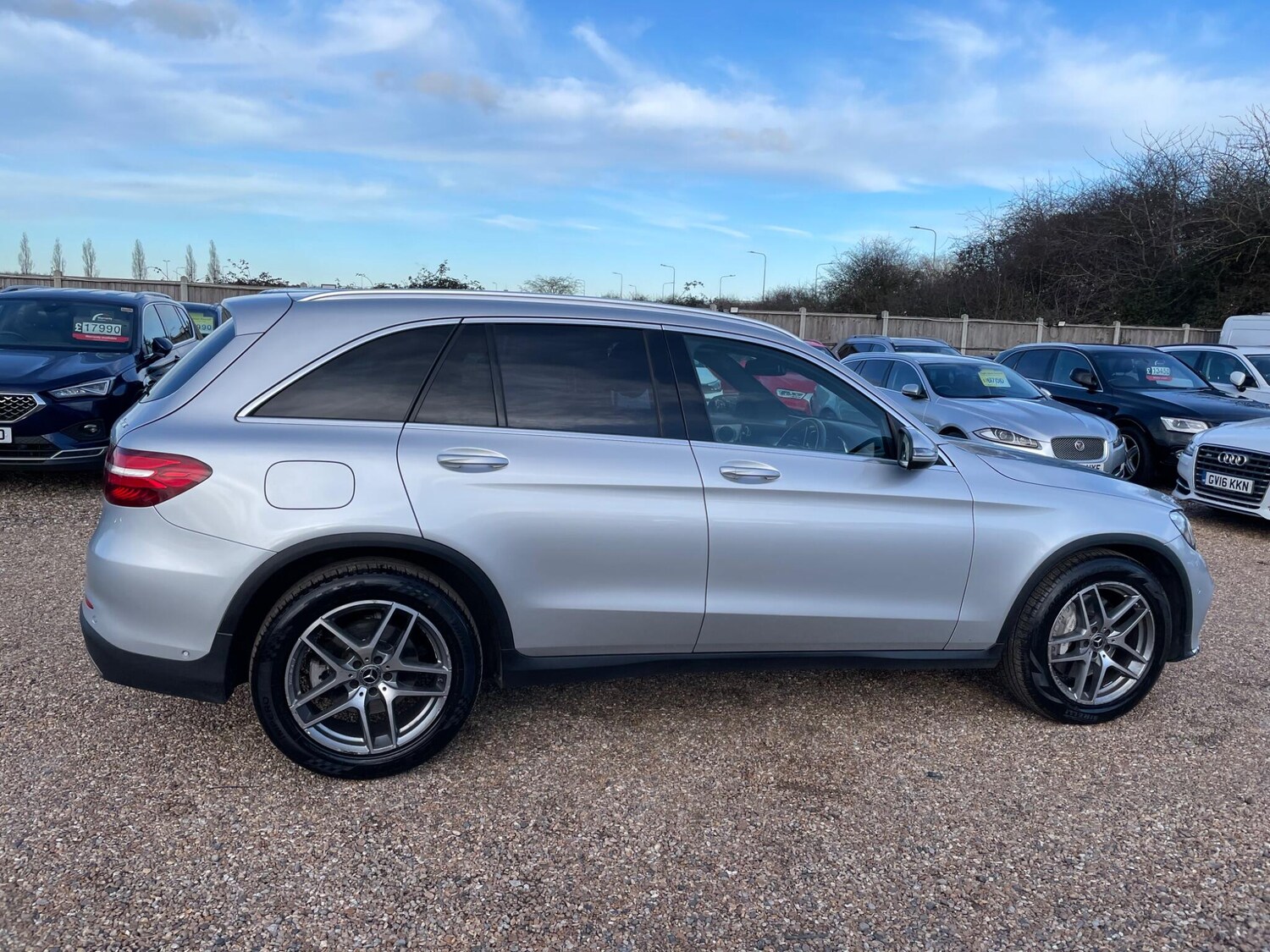 Used Mercedes-Benz GLC 2018 for sale - 77501809: Photo 8