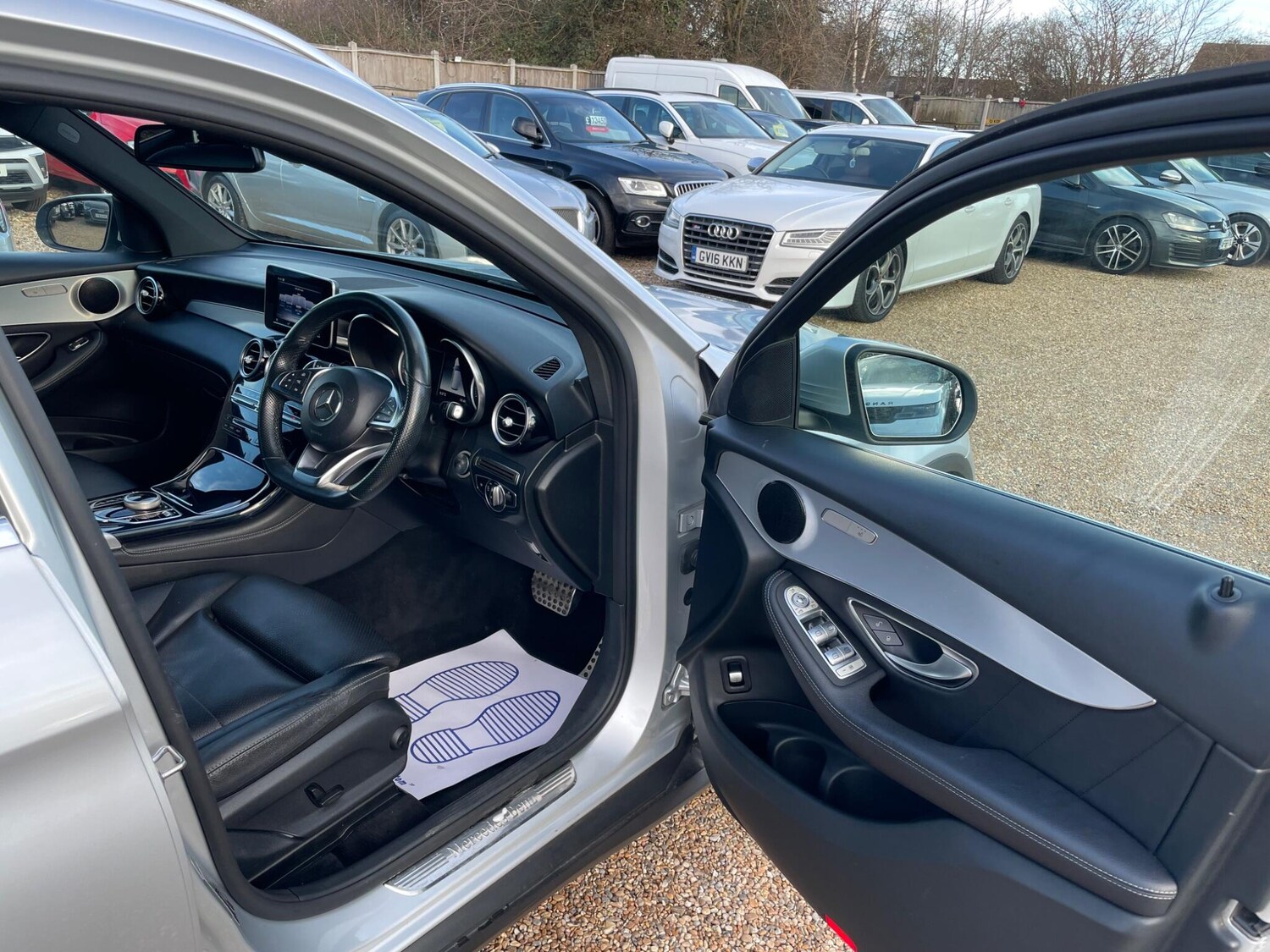 Used Mercedes-Benz GLC 2018 for sale - 77501809: Photo 9