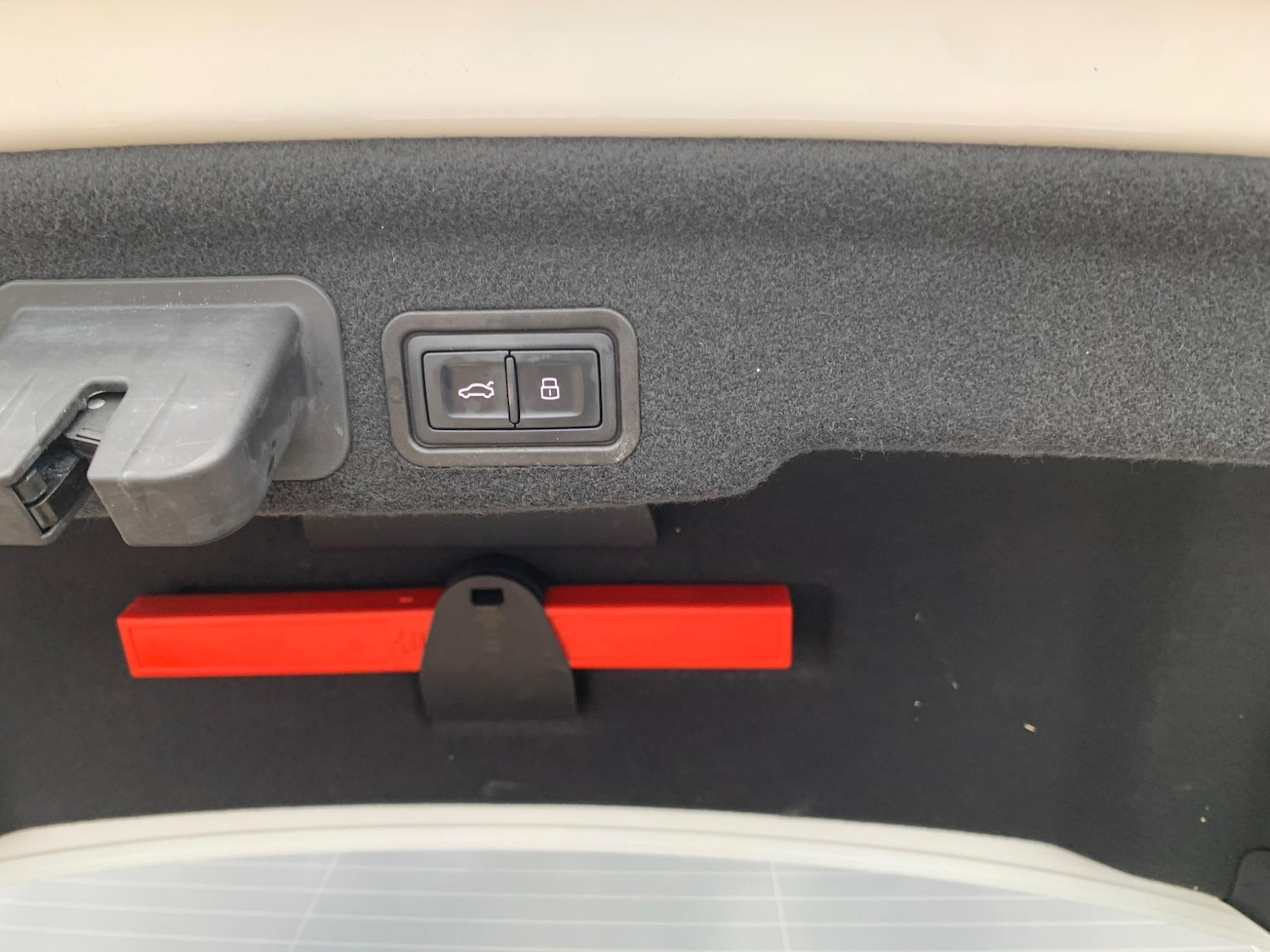 Used Audi A8 2016 for sale - 77646946: Photo 55