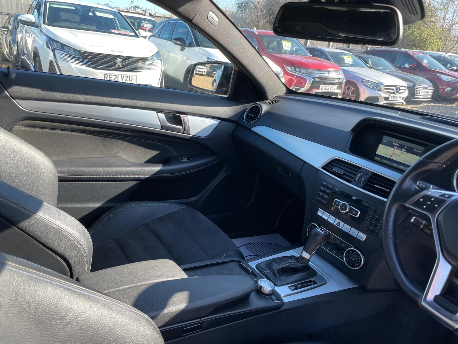 Used Mercedes-Benz C Class 2015 for sale - 77670619: Photo 19