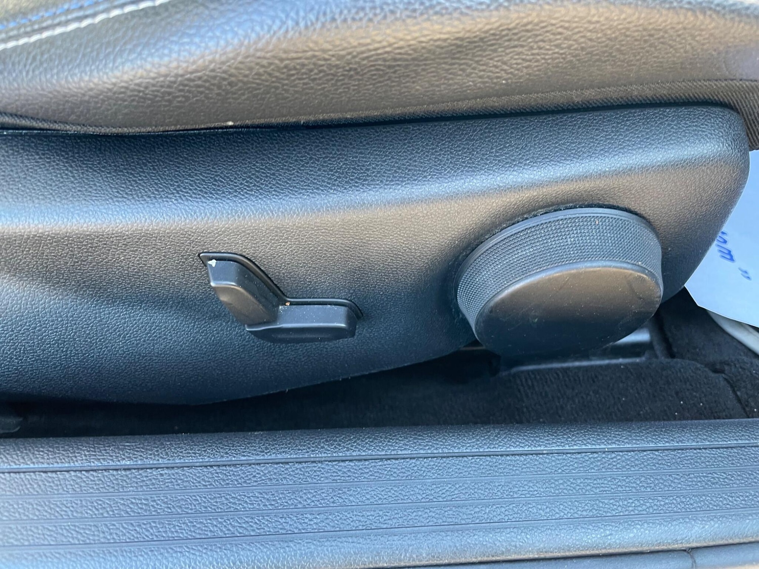 Used Mercedes-Benz C Class 2015 for sale - 77670619: Photo 21