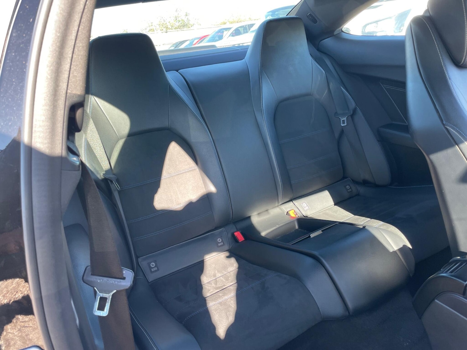 Used Mercedes-Benz C Class 2015 for sale - 77670619: Photo 35