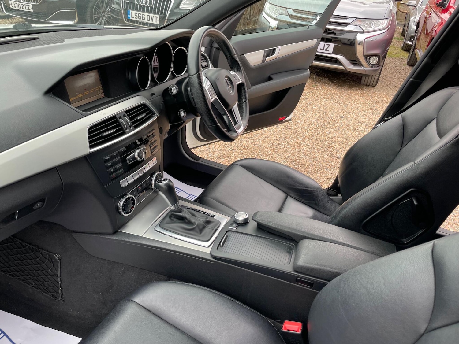 Used Mercedes-Benz C Class 2013 for sale - 78127528: Photo 28