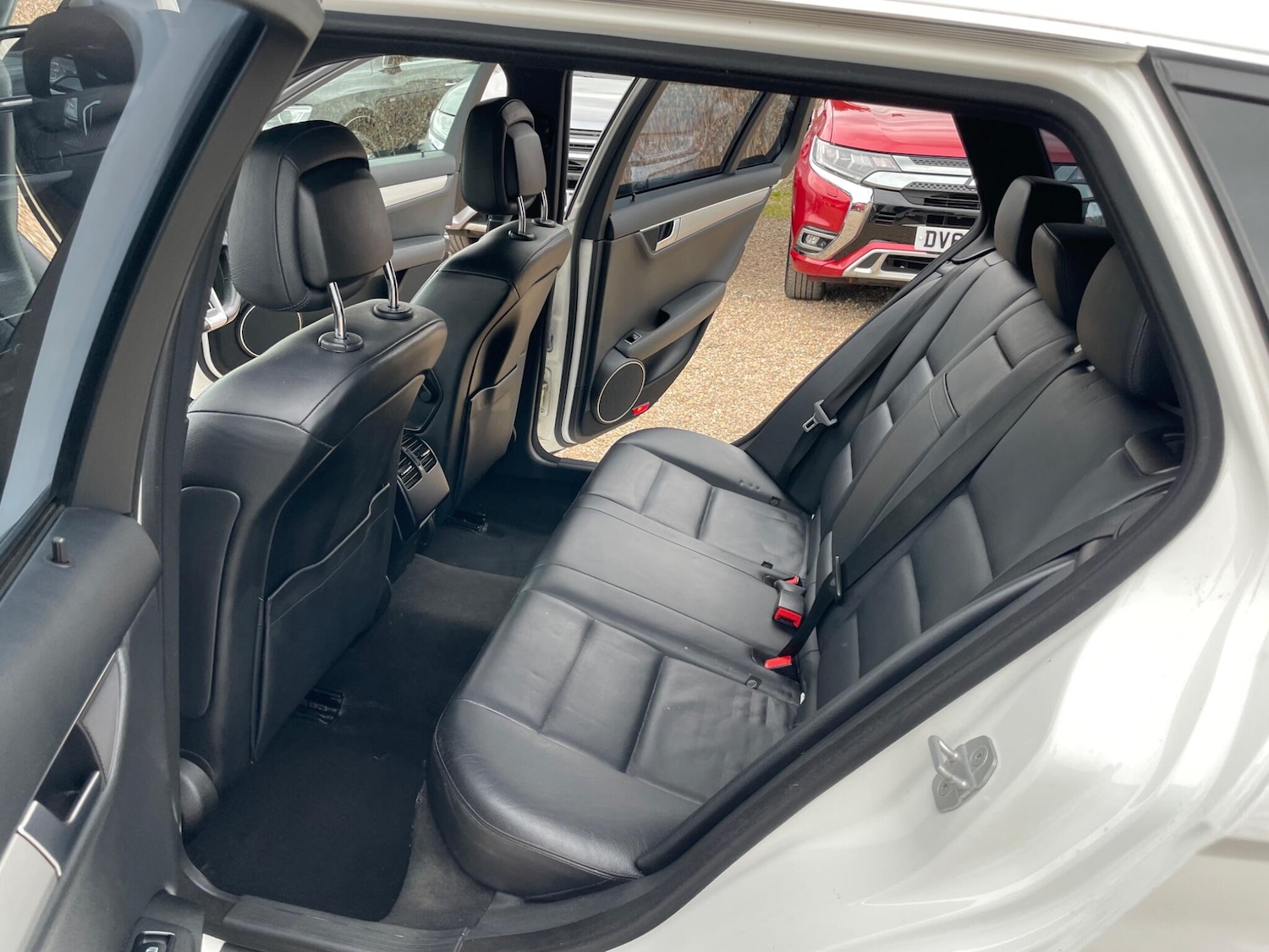 Used Mercedes-Benz C Class 2013 for sale - 78127528: Photo 35