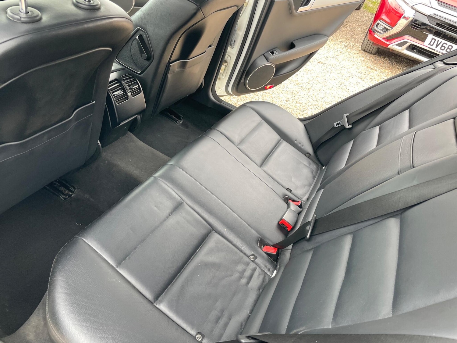 Used Mercedes-Benz C Class 2013 for sale - 78127528: Photo 37