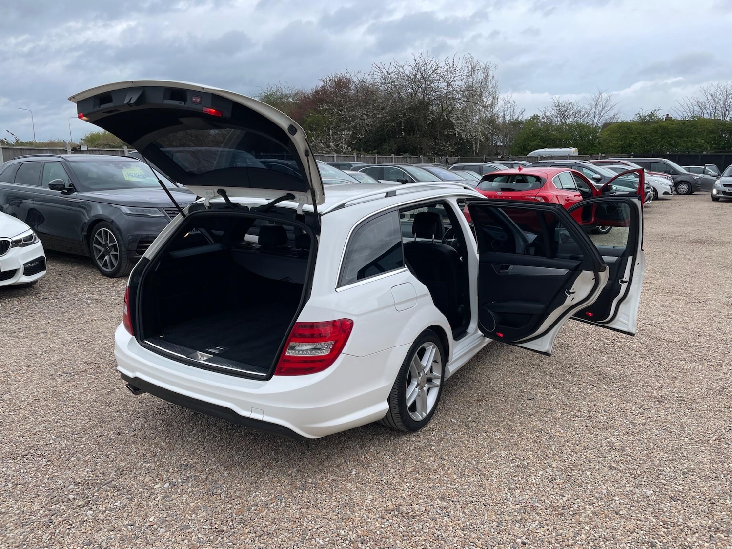 Used Mercedes-Benz C Class 2013 for sale - 78127528: Photo 48