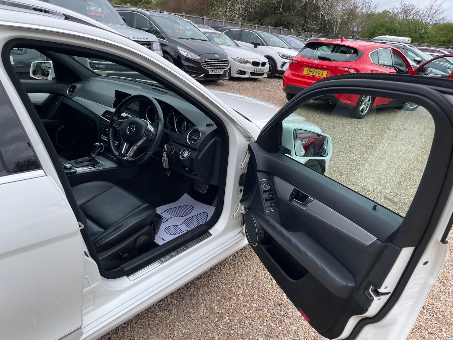 Used Mercedes-Benz C Class 2013 for sale - 78127528: Photo 9