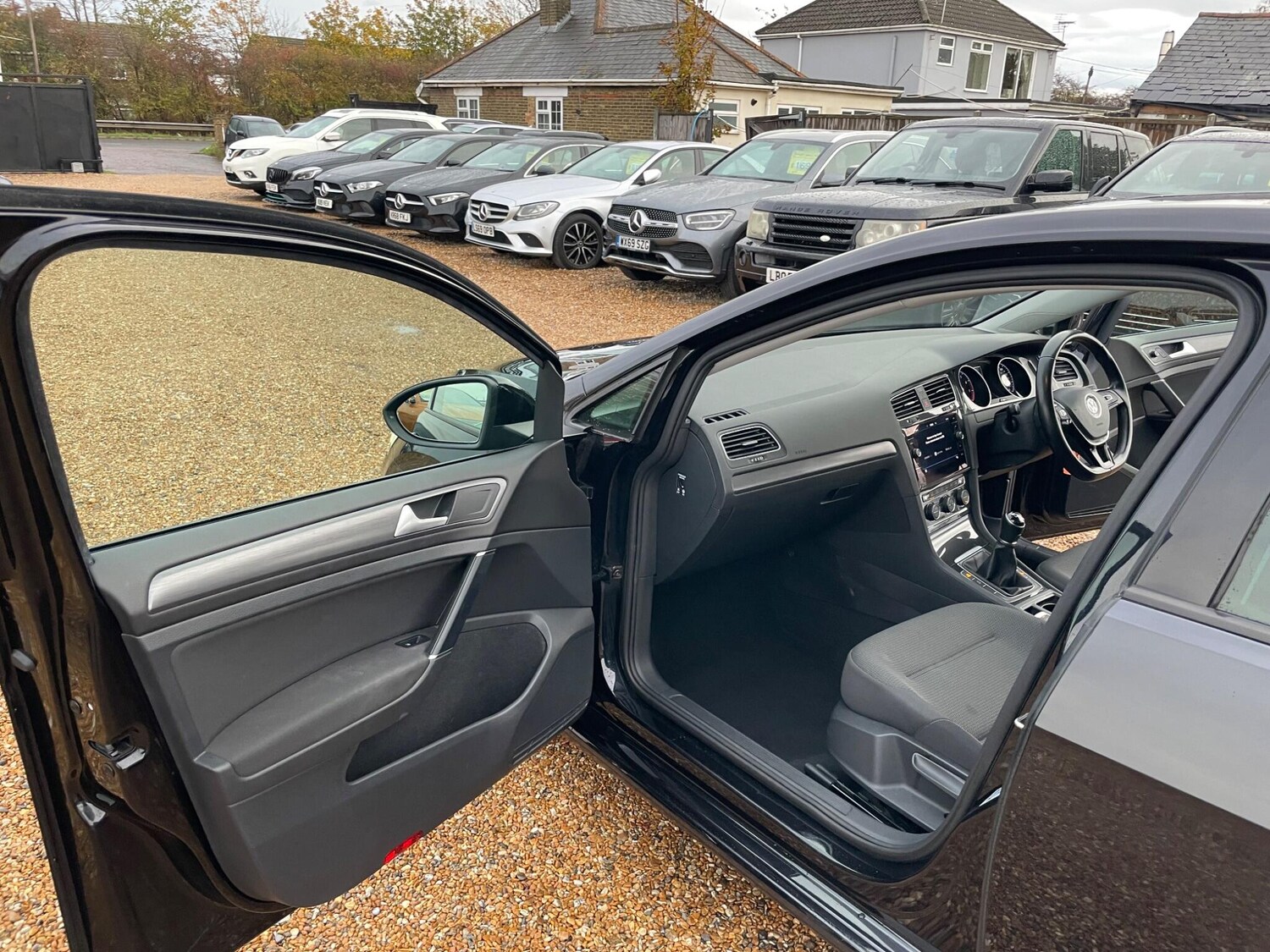 Used Volkswagen Golf 2020 for sale - 77501782: Photo 23