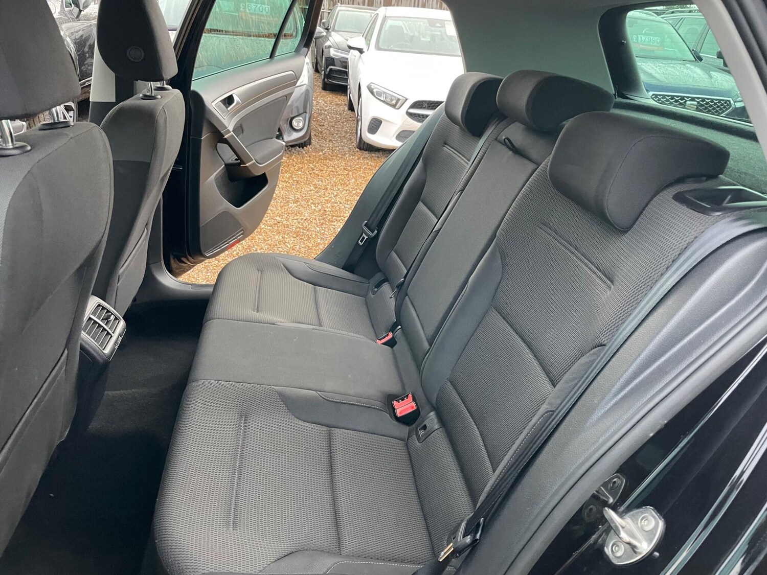 Used Volkswagen Golf 2020 for sale - 77501782: Photo 31