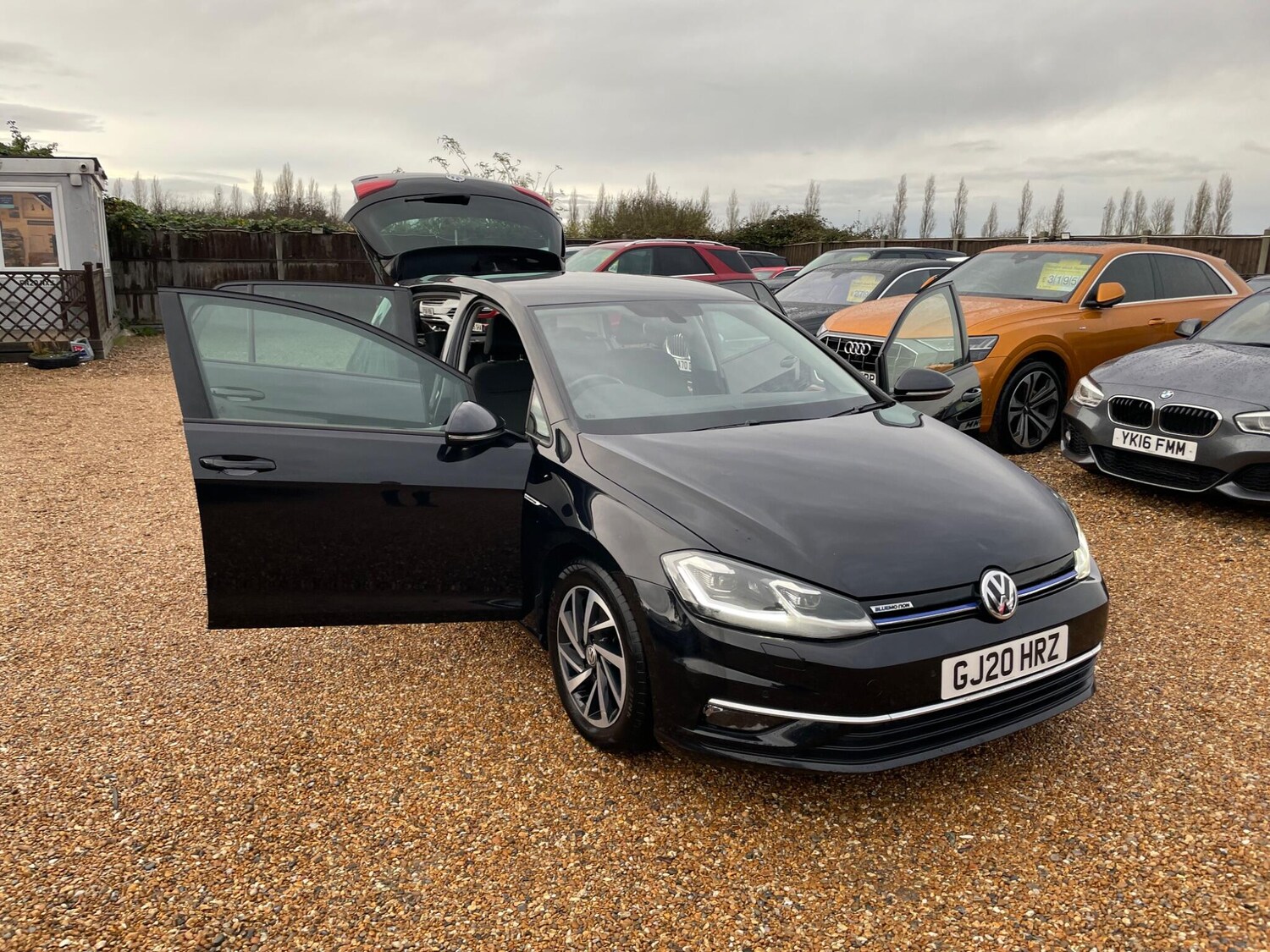 Used Volkswagen Golf 2020 for sale - 77501782: Photo 41