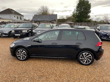 Used Volkswagen Golf 2020 for sale - 77501782: Photo