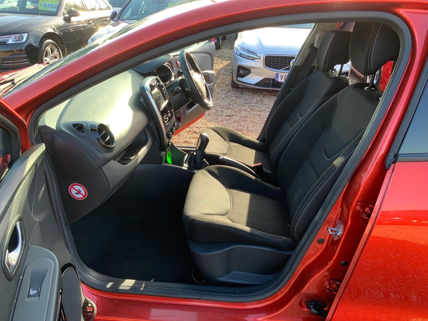 Used Renault Clio 2015 for sale - 77501833: Photo 22