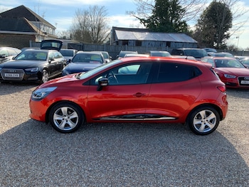 Used Renault Clio 2015 for sale - 77501833: Photo