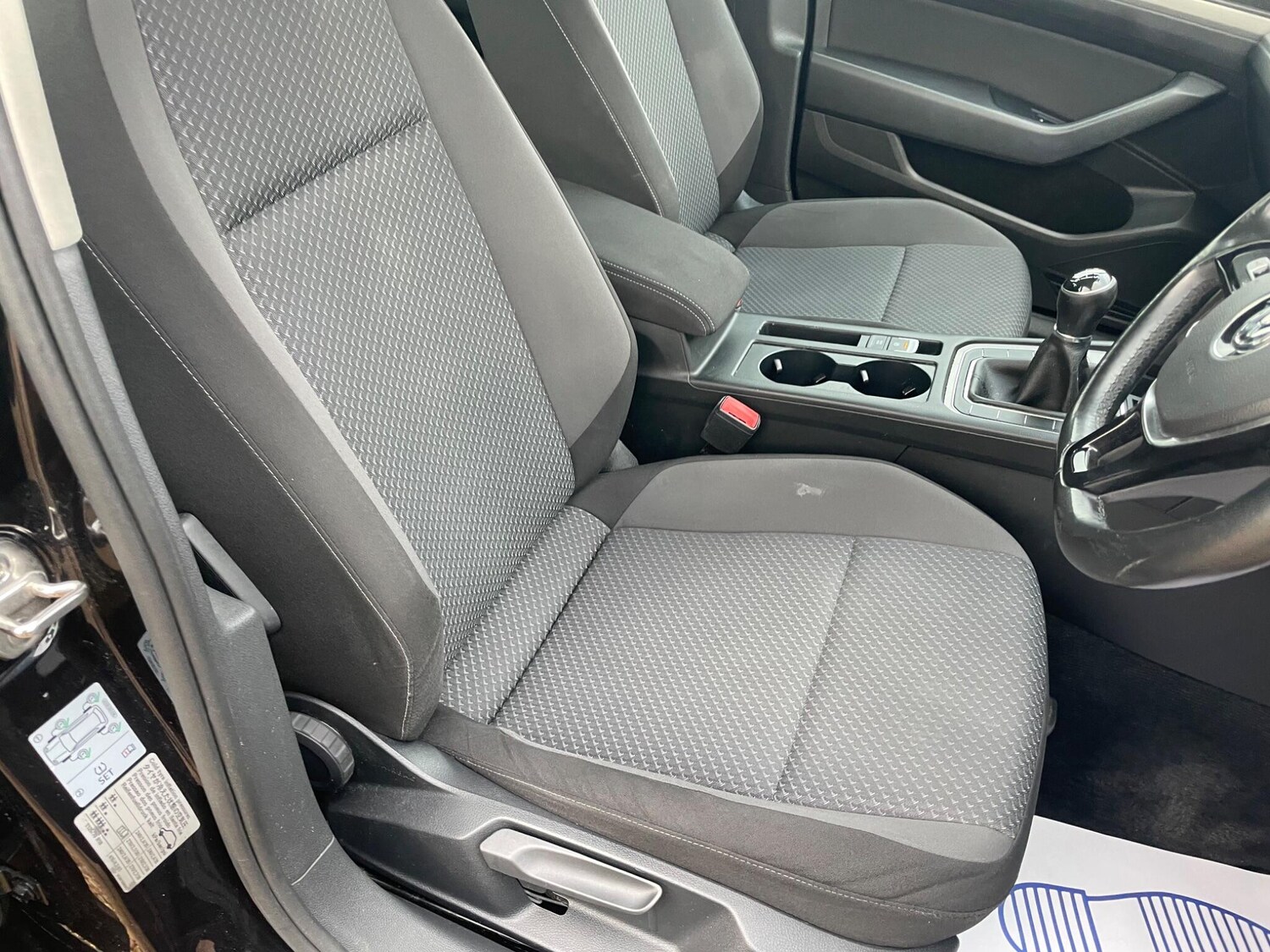 Used Volkswagen Passat for sale - 77501812: Photo 21