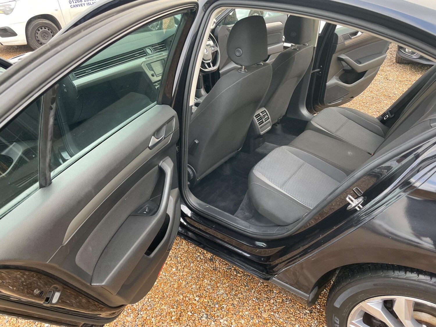 Used Volkswagen Passat for sale - 77501812: Photo 31