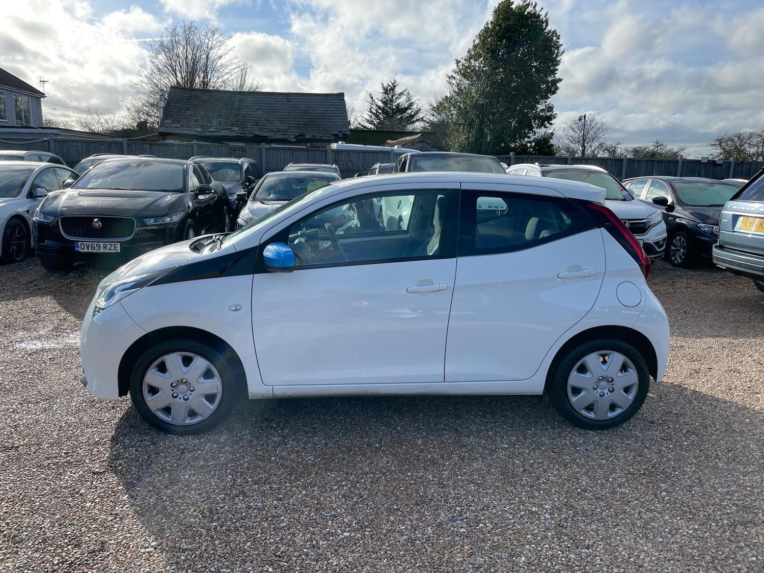 Used Toyota AYGO 2018 for sale - 77501796: Photo 4
